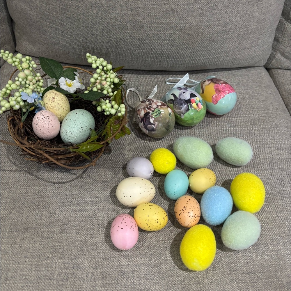 Colorful Decorative Easter Eggs Set